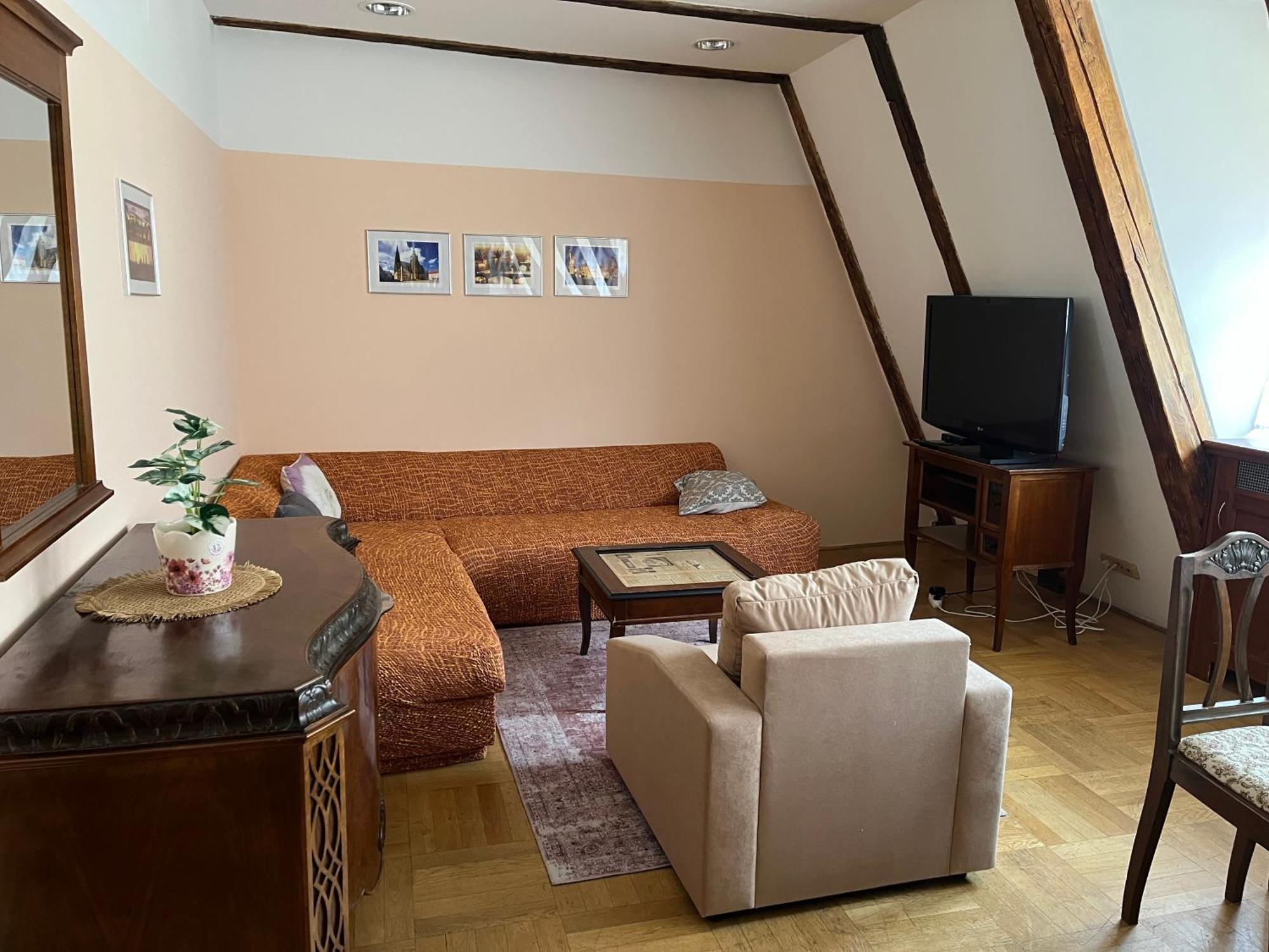 Apartment U Vejvodu Prague
